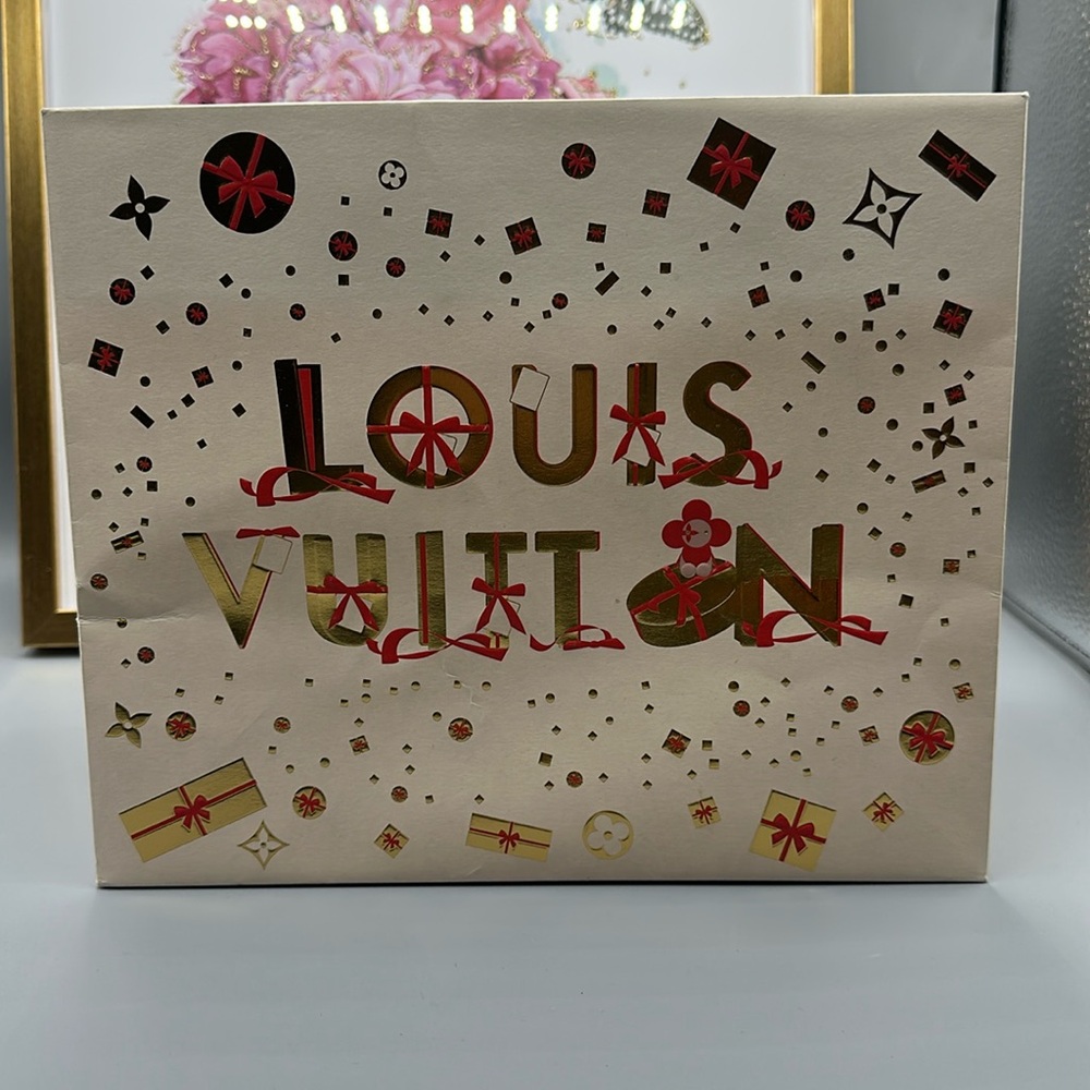 Louis Vuitton Holiday Shopping  Gift Bag